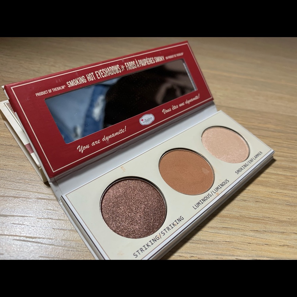Smoke Balm Eyeshadow Palette